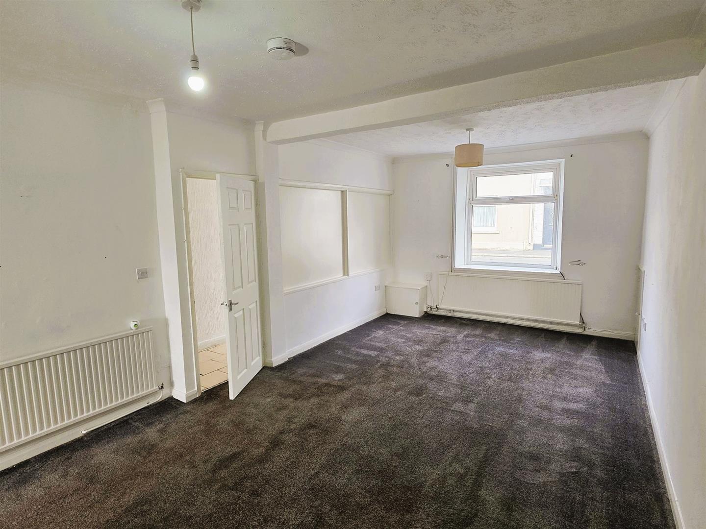 Dillwyn Street, Llanelli, SA15 1BU